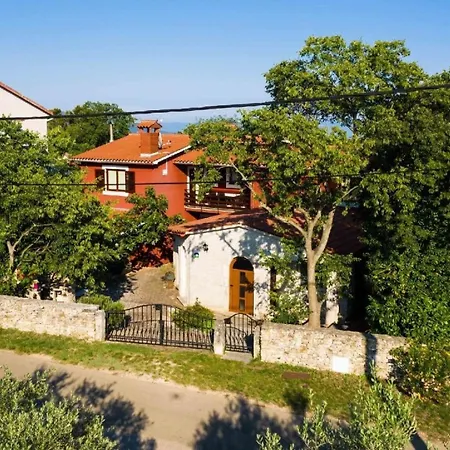 Fuer 6 Personen Ca 105 Qm In Krnica, Istrien Bucht Von Rasa Apartamento